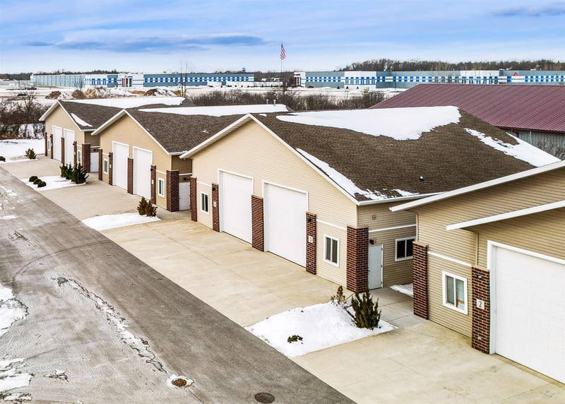 701 Millennium Ct #DOUBLE, De Pere, WI 54115