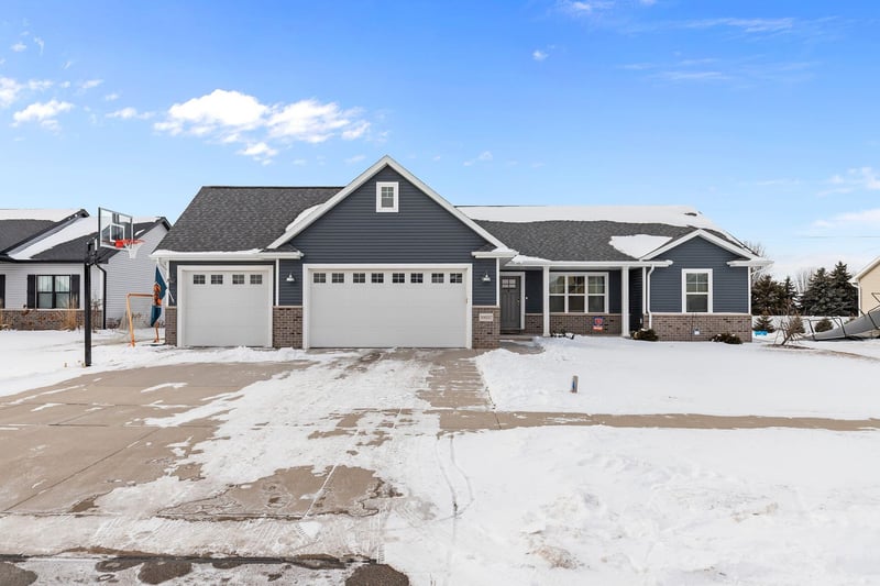 N9337 Rosella Dr, Appleton, WI 54915