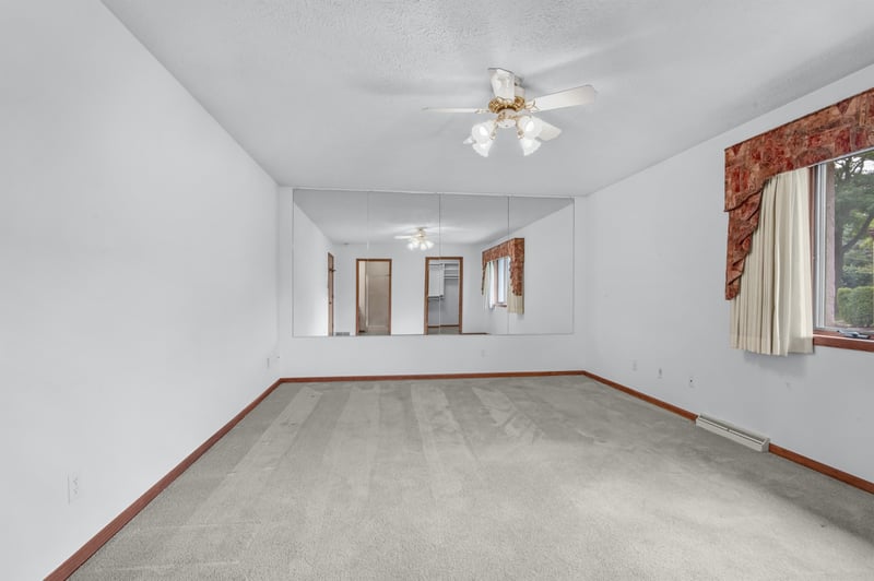 3401 Fiesta Dr, Appleton, WI 54911-8495