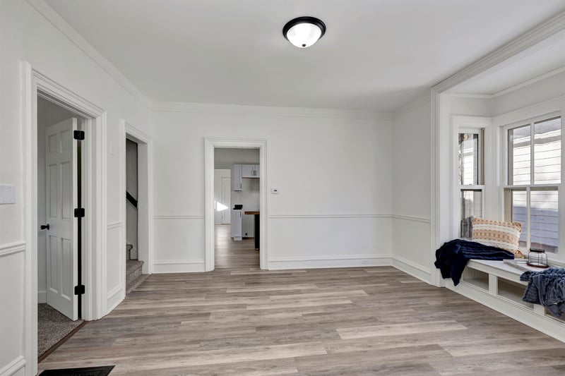 236 South Park Ave, Oshkosh, WI 54902-5120