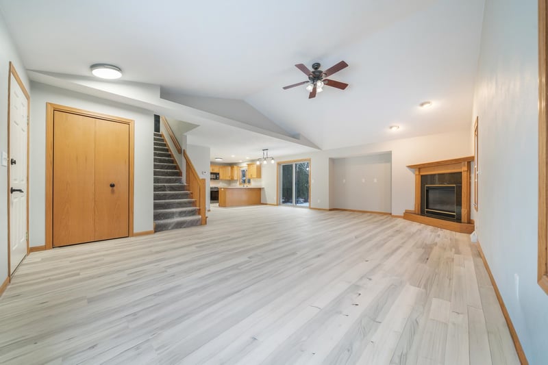 814 Lang Way, Kimberly, WI 54136