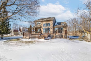 6097 Lyngaas Rd, Winneconne, WI 54986