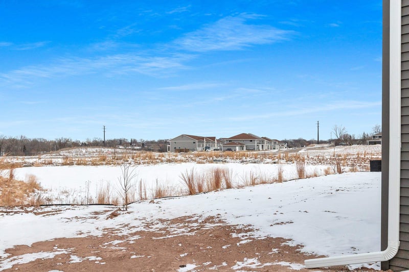 210 Clubhouse Ln, Kimberly, WI 54913