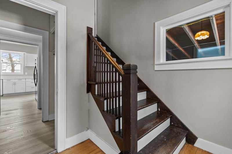 1014 Stuart St, Green Bay, WI 54301