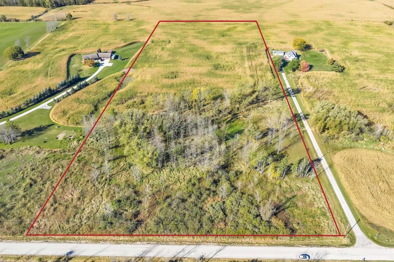Phillips Rd, Green Bay, WI 54311