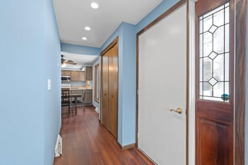 855 Greenfield Trl, Oshkosh, WI 54904