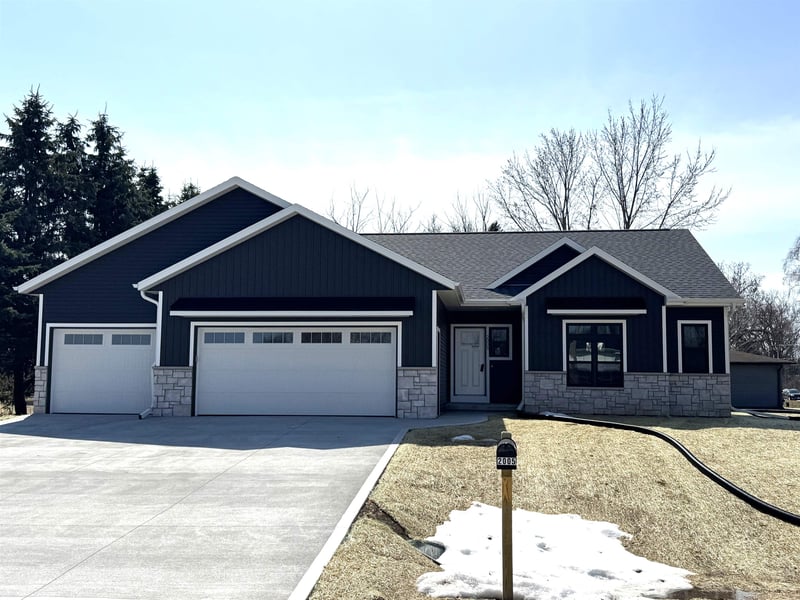 2005 Ridge Haven Ln, Appleton, WI 54913-8962