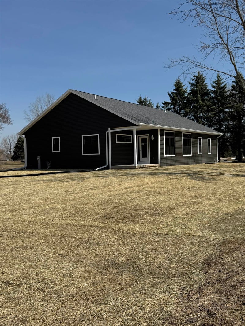 2005 Ridge Haven Ln, Appleton, WI 54913-8962