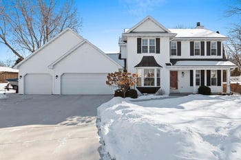 2626 Shore Ridge Ct, Green Bay, WI 54311