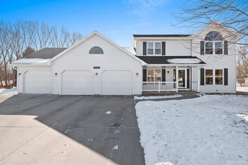 2180 Cumberland Dr, Green Bay, WI 54311