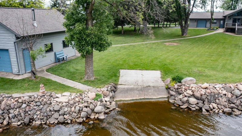 9205 Willow Ln, Fremont, WI 54940