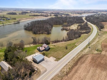 3829 Lost Dauphin Rd, De Pere, WI 54115