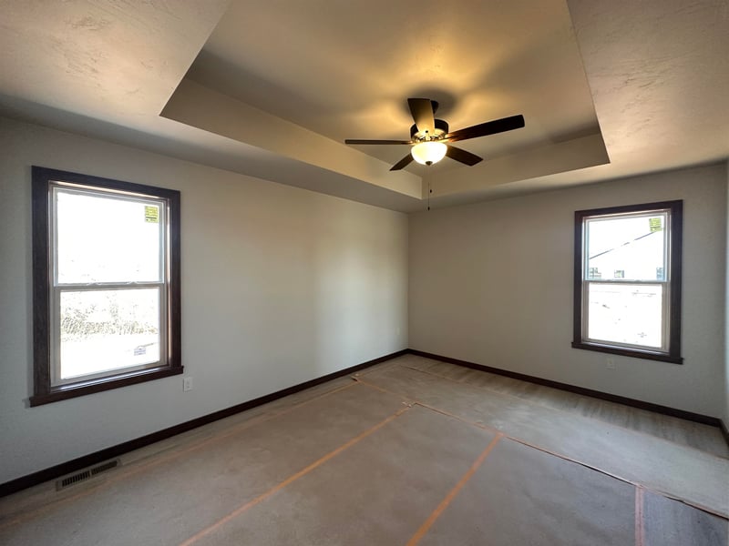 N1765 Waterlefe Dr, Greenville, WI 54942
