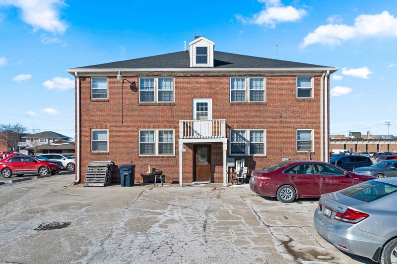 325 Jefferson St, Green Bay, WI 54301-4522