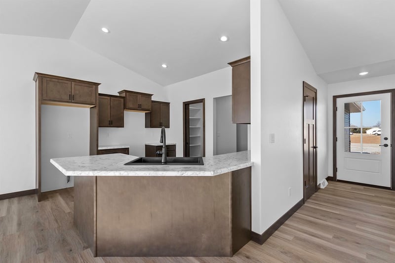 3752 Westpoint Rd, Suamico, WI 54313