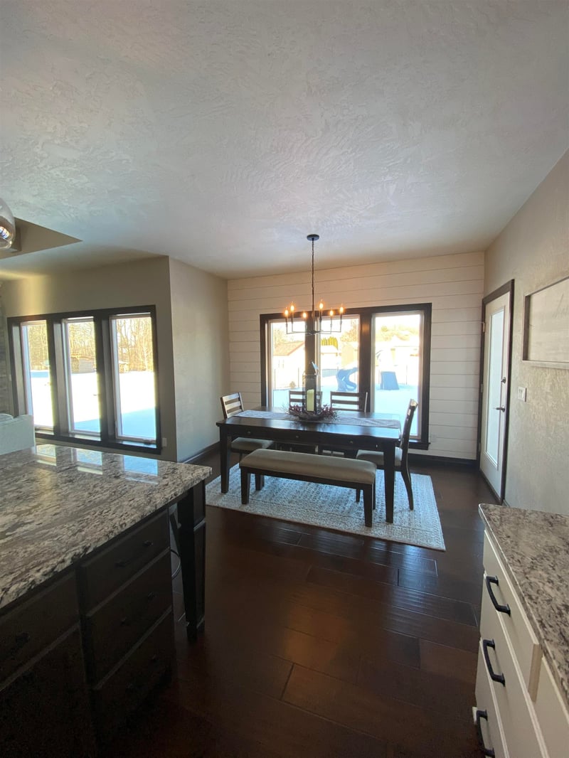 1630 Ravine Dr, Green Bay, WI 54313