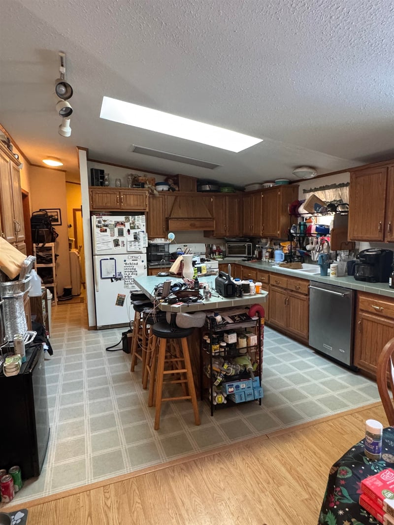 3330 Casaloma Dr, Appleton, WI 54913