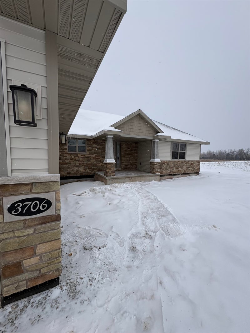 3706 Edwina Dr, De Pere, WI 54115