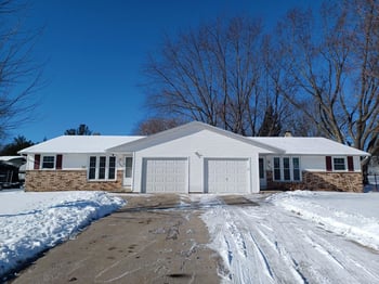 1151 Rockwell Rd, Green Bay, WI 54313-7032