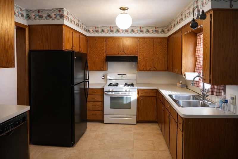 731 Elsie St, Appleton, WI 54914