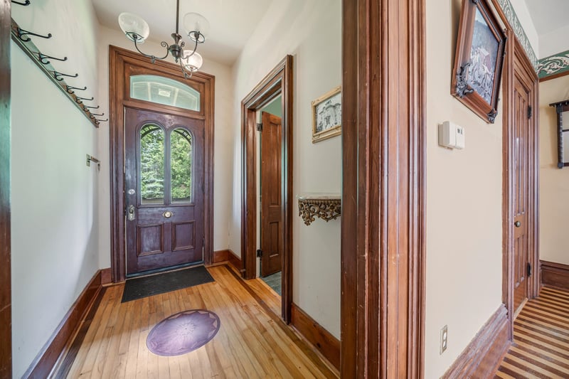 4760 State Rd 91, Oshkosh, WI 54904