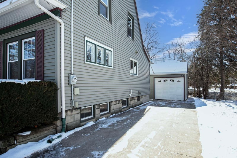 821 Prospect Ave, Appleton, WI 54915