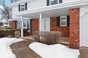 1624 St Christopher Ct, Green Bay, WI 54304-1363