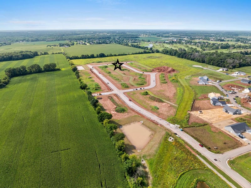 Xavier Dr #87, Neenah, WI 54956