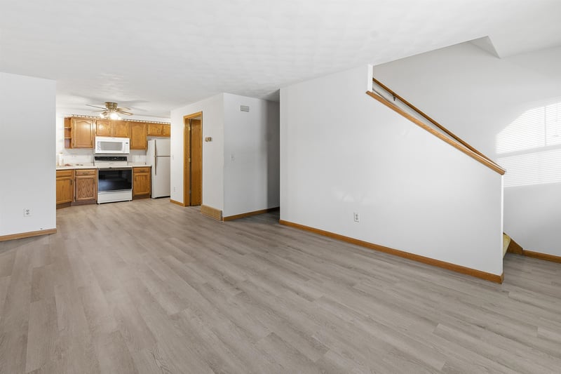 2533 Fond Du Lac Rd, Oshkosh, WI 54902-7262