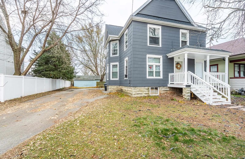 407 Irving Ave, Oshkosh, WI 54901-4518