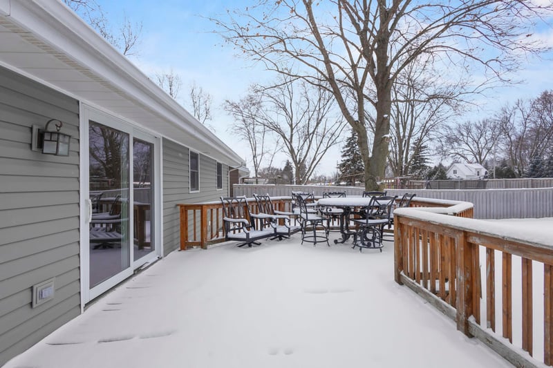 1729 Blossom Dr, Appleton, WI 54914