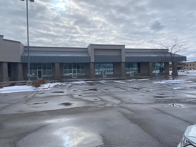 3377 Packerland Dr #D, De Pere, WI 54115-9552