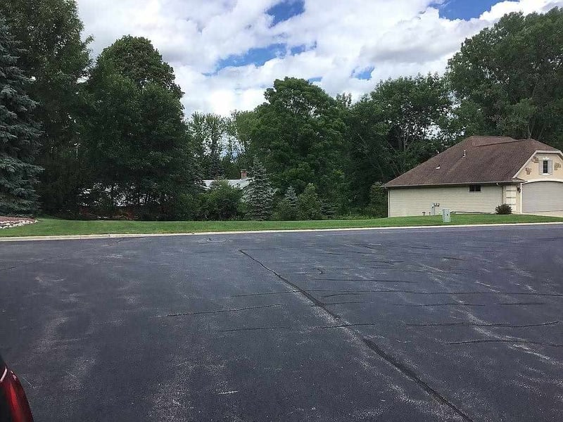 1330 North Lake Ct, Appleton, WI 54913-6628