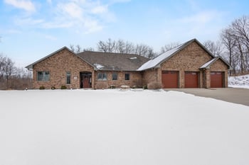 272 Lost Ridge Ct, Green Bay, WI 54302-4473