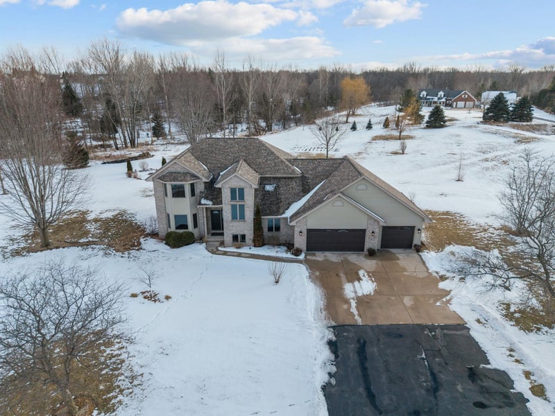 W3165 Center Valley Rd, Freedom, WI 54165