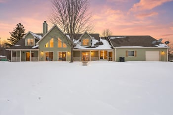 4882 Bayshore Ln, Oconto, WI 54153