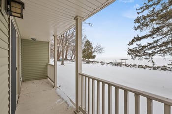 4882 Bayshore Ln, Oconto, WI 54153
