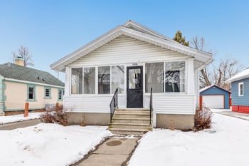 1516 Cedar St, Green Bay, WI 54302