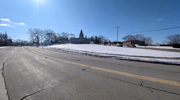915 Lime Kiln Rd, Green Bay, WI 54302