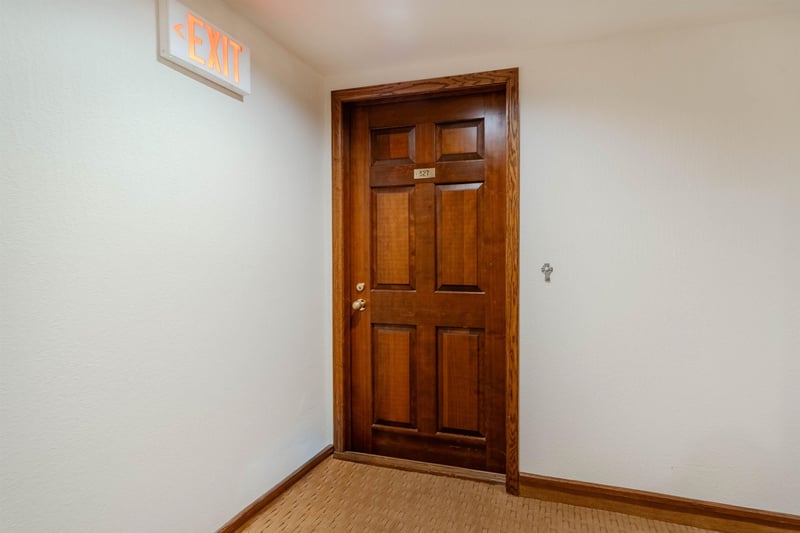 1545 Arboretum Dr #327, Oshkosh, WI 54901