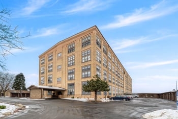 1545 Arboretum Dr #327, Oshkosh, WI 54901