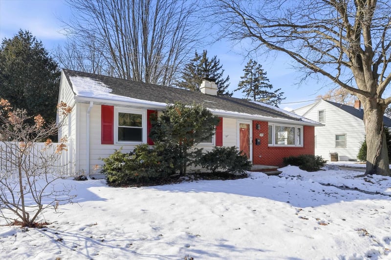 1237 Calumet St, Appleton, WI 54915-4805