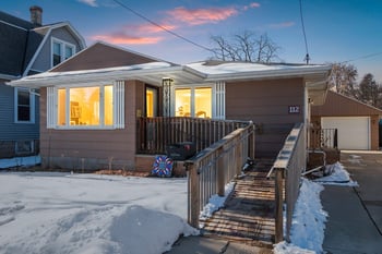 112 Yale St, Green Bay, WI 54303-1728