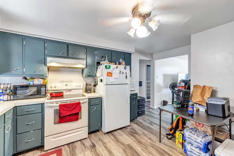 708 Fernmeadow Dr, Appleton, WI 54915