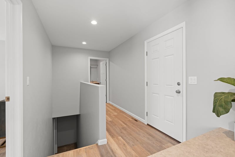 2662 Lawrence Ln, Neenah, WI 54956