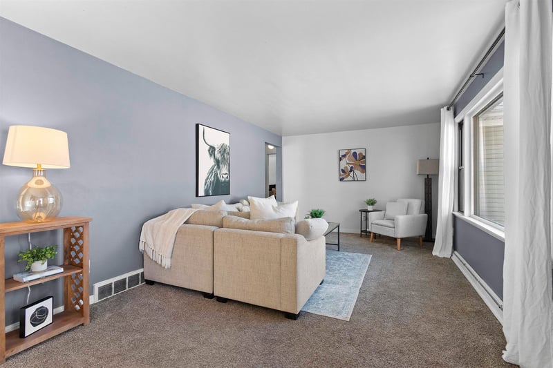 1554 Charles St, Green Bay, WI 54302