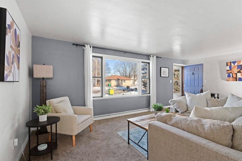 1554 Charles St, Green Bay, WI 54302