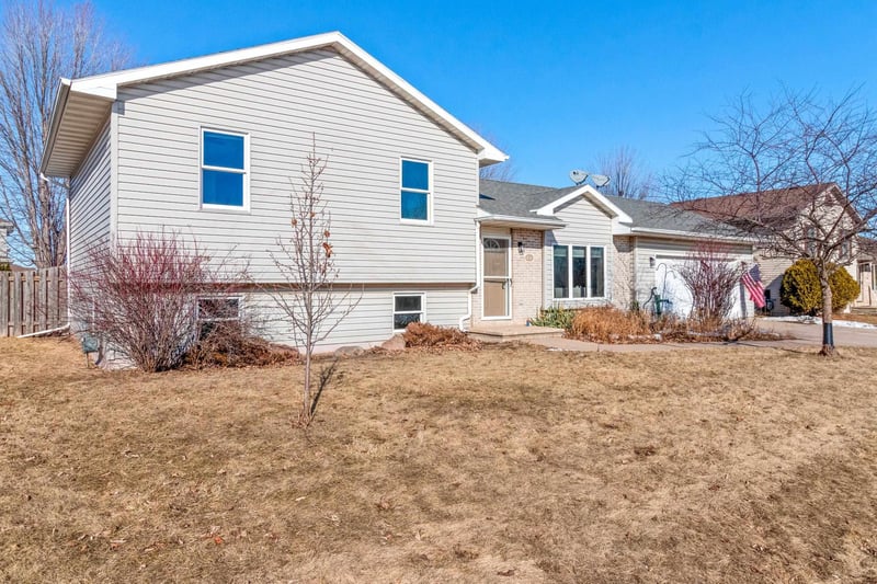 80 Kope Ave, Oshkosh, WI 54901