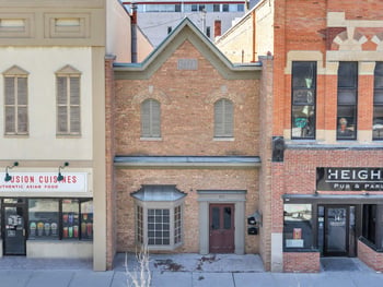 215 Washington St, Green Bay, WI 54301
