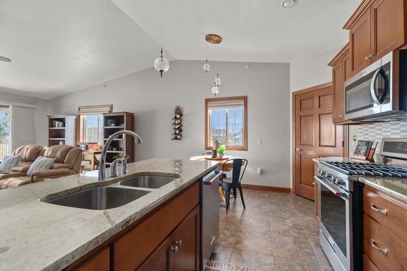 2362 Plank Cir #D, Appleton, WI 54915